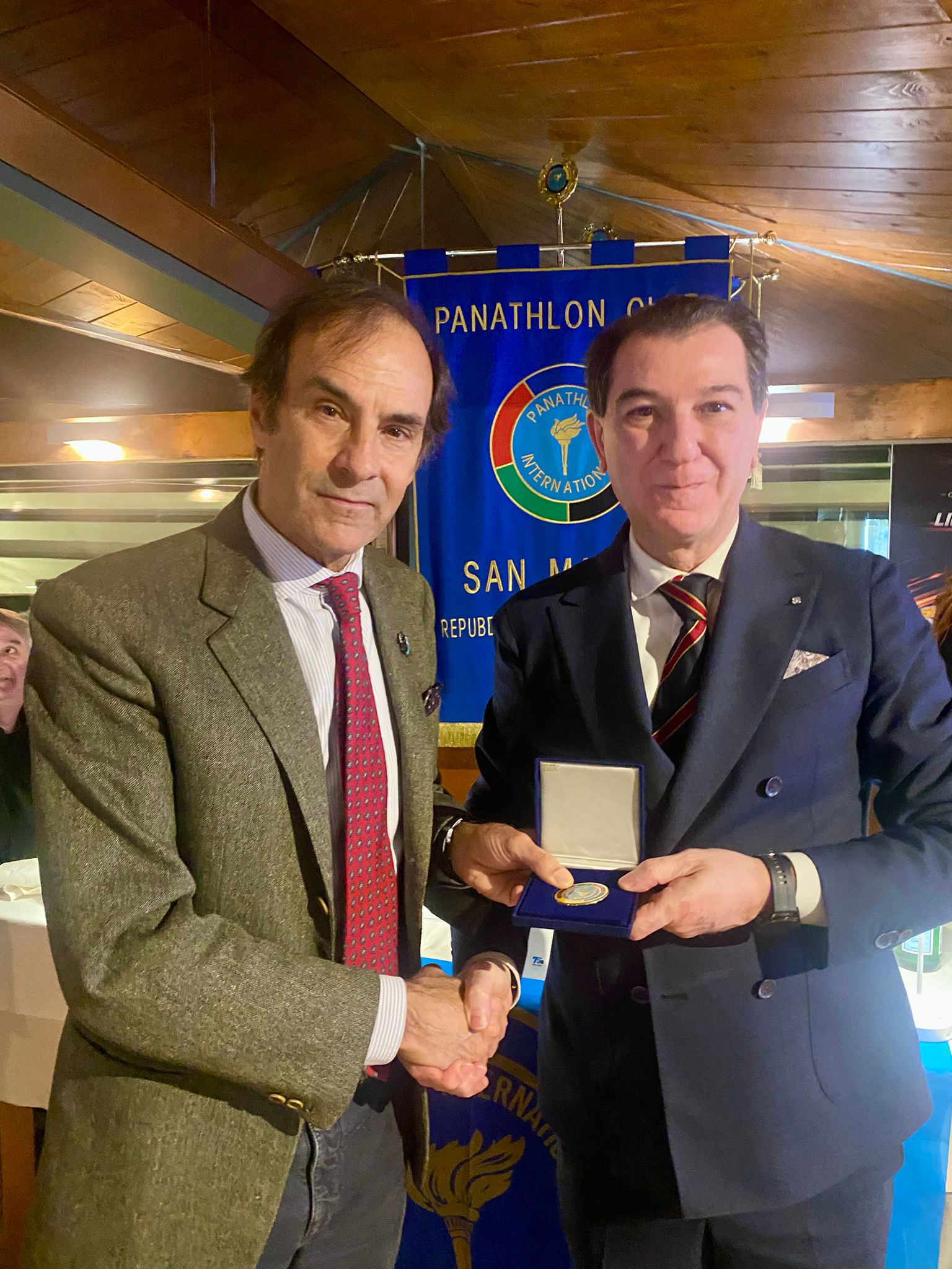 Conviviale di febbraio: la licenza FAMS 001